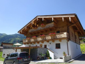 Gemütliche Dachgeschosswohnung mit Balkon & Garten